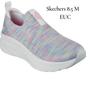 Skechers 8.5 D’Lux Walker Pastel Knit Slip-On Shoes EUC